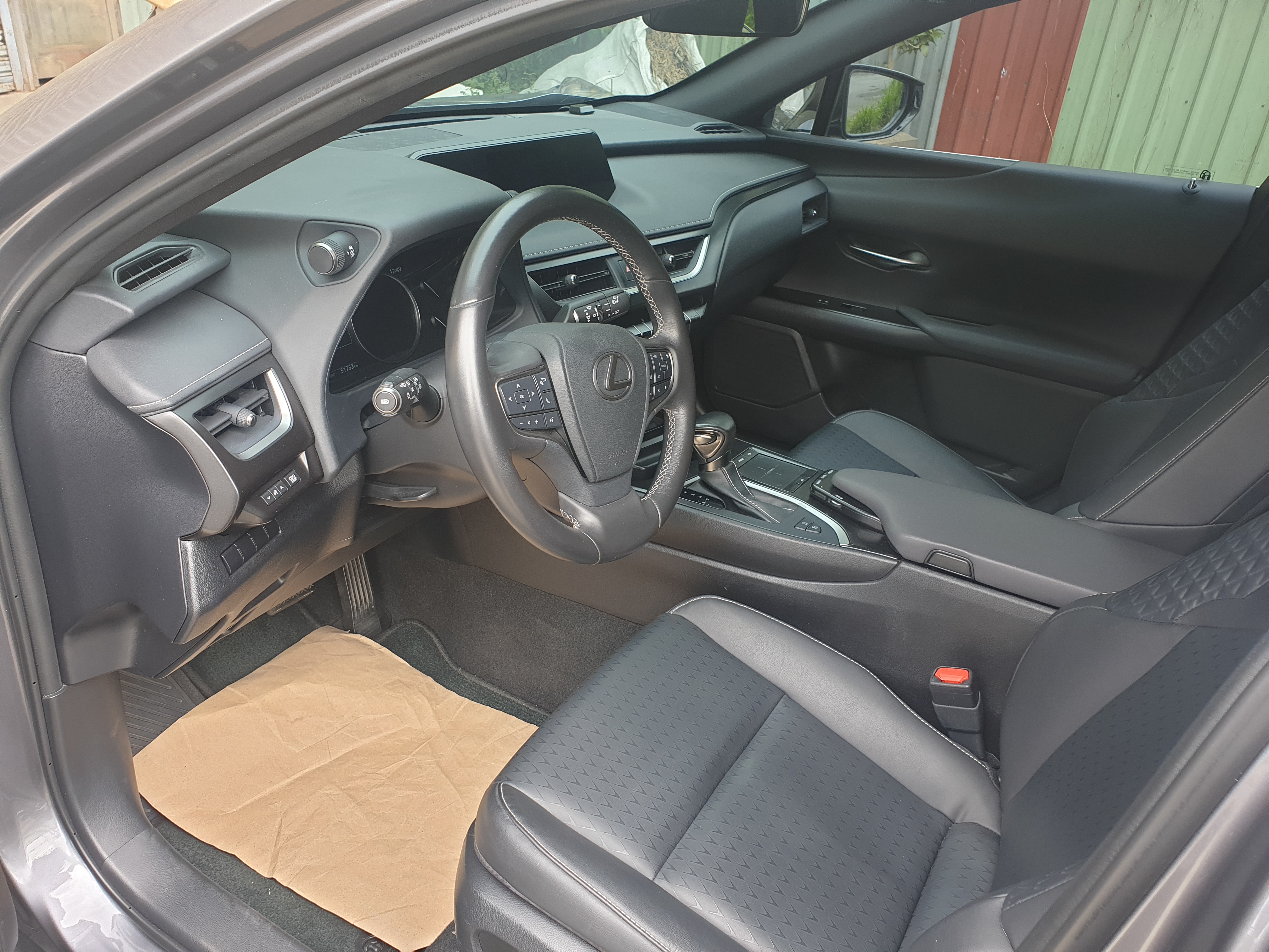 售：LEXUS-UX200菁英PLUS版18寸鋁圈IKEY ACC全速域跟車 行人防護變識 超值輕休旅等你來挑剔！新車保固到2025年～  第5張相片