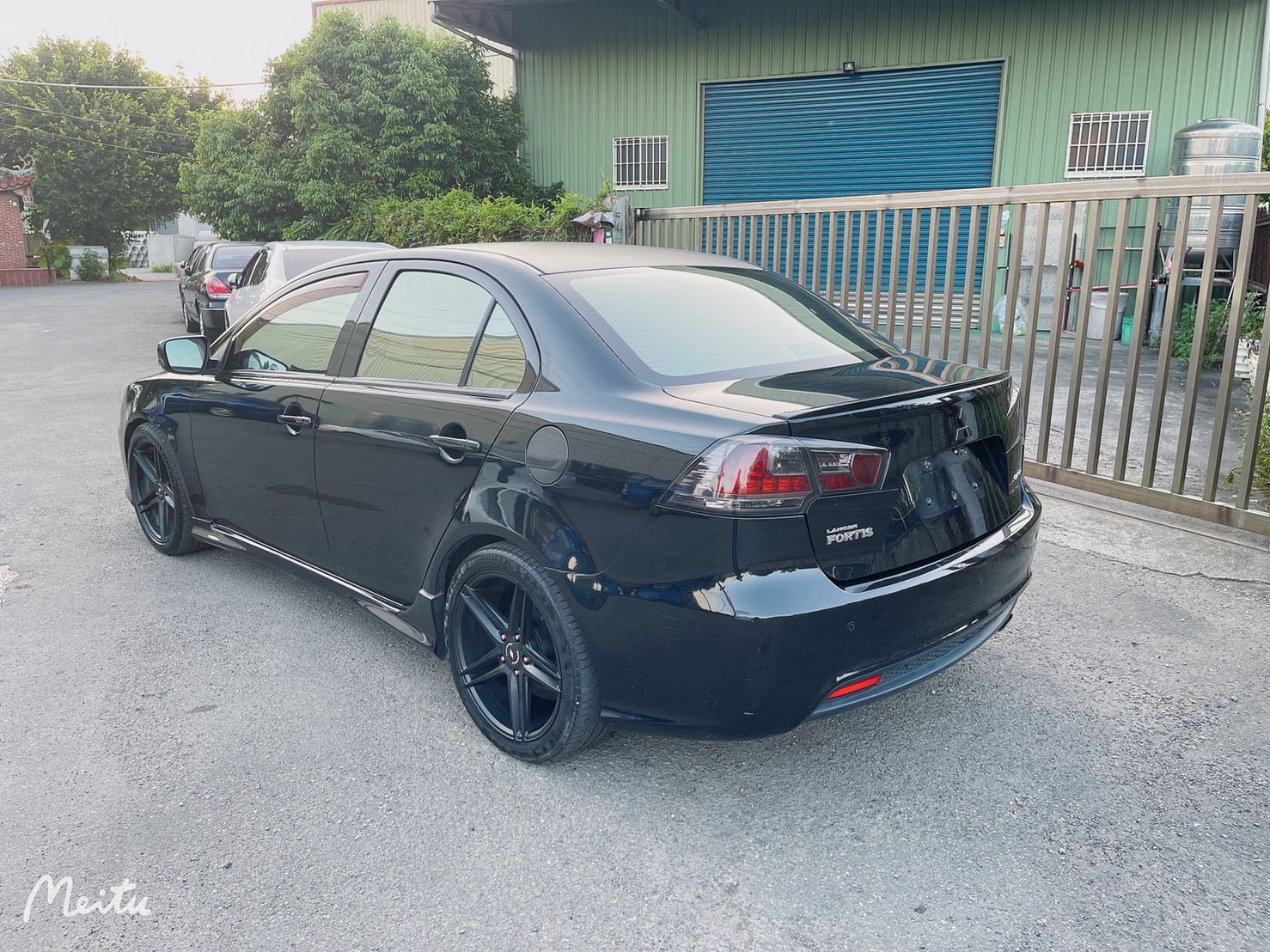 售：三菱FORTIS1.8小IO版/里程保證/車況保固/全車精品改  第2張相片