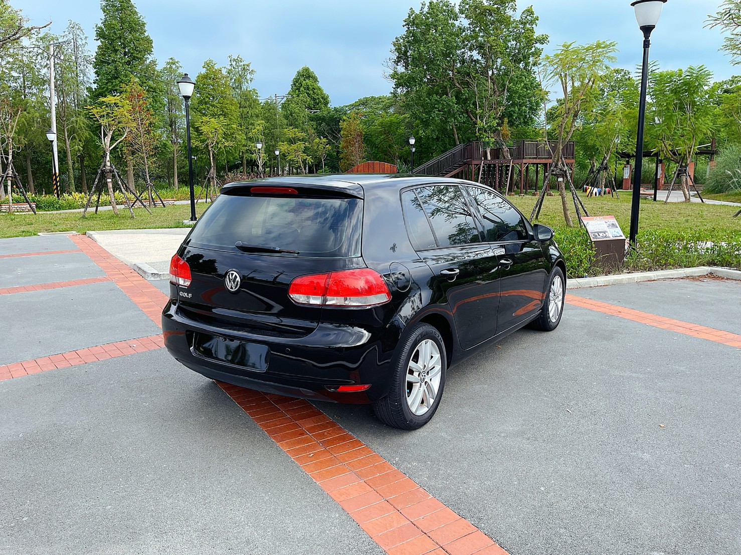 售：福斯GOLF汽油版1.6cc同種車最沒問題車款/歡迎出價看車！  第4張相片