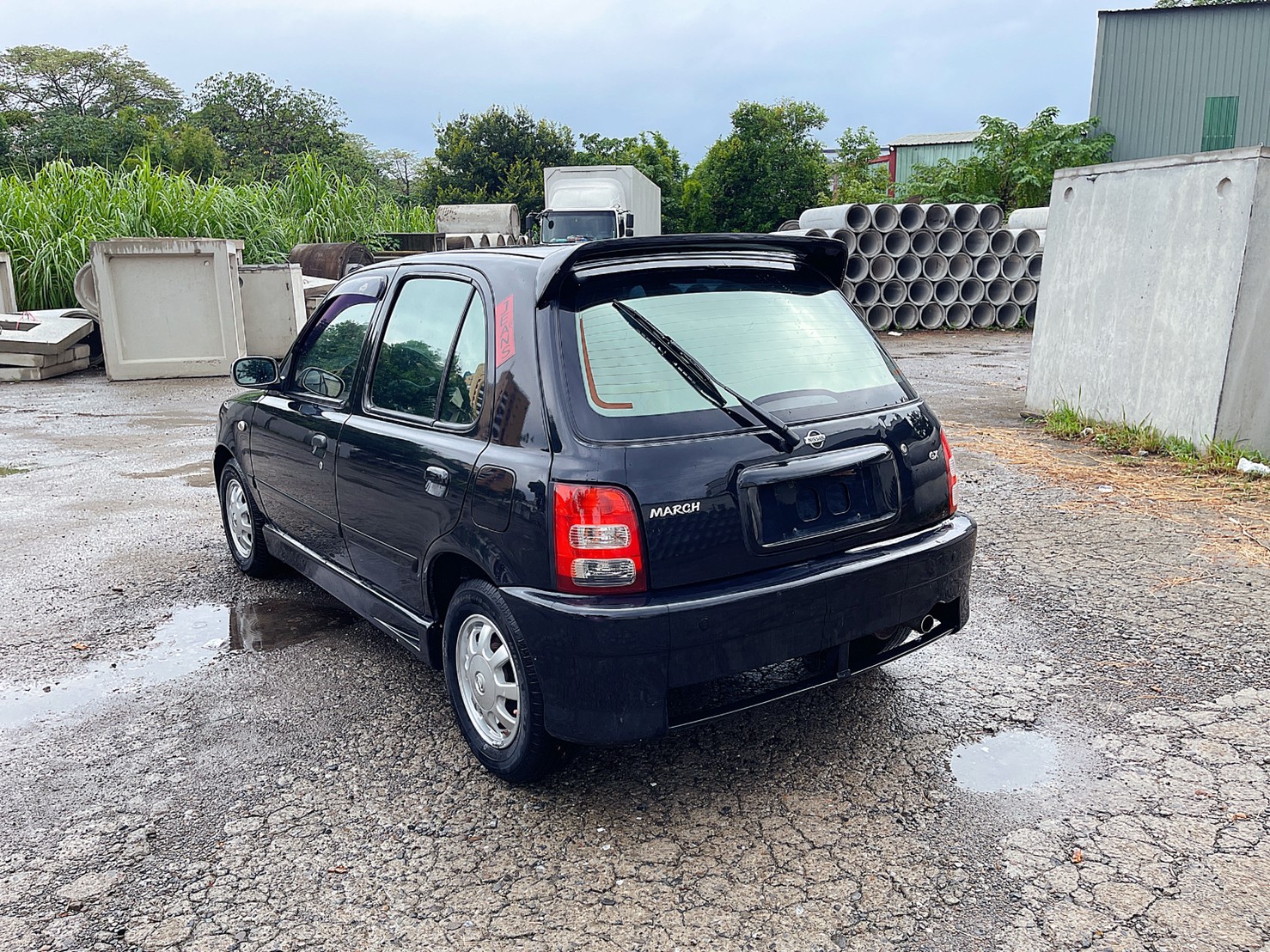 售：日產馬曲1.3cc正跑12萬保證準！附查詢記錄～挑戰全台車況最優質～  第2張相片