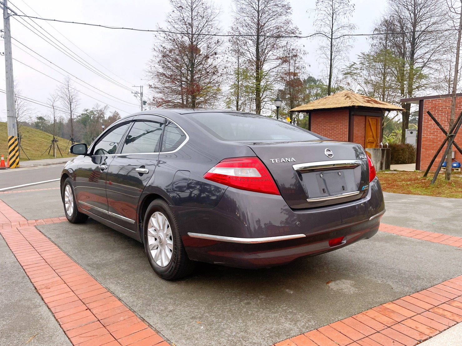 售：新款日產TEANA 霸氣豪華車係～您擔心的我們通通屢約給您！正跑11萬里程準車況超優歡迎預算看車！（引擎變速箱保固中）  第2張相片