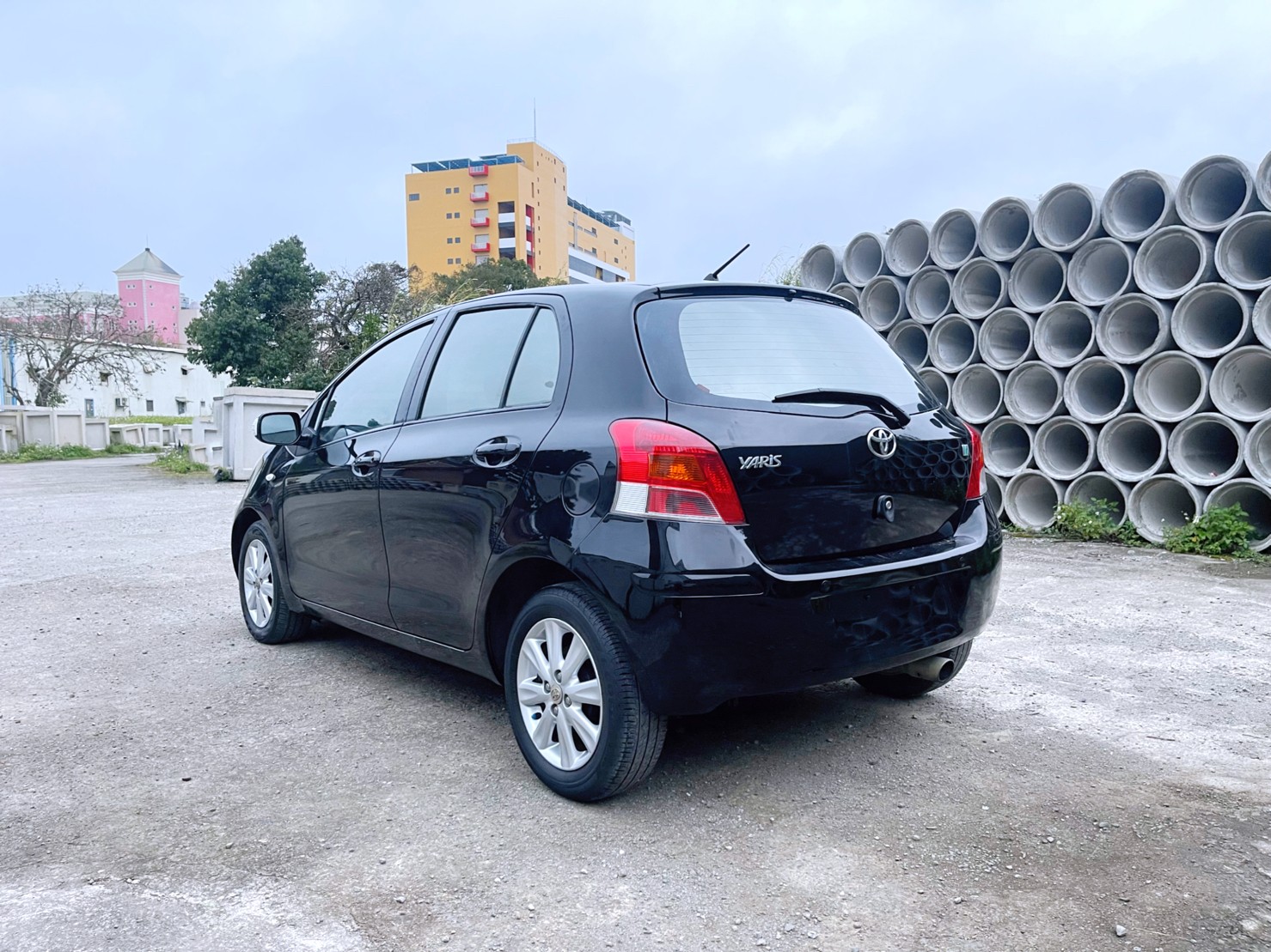 售：豐田嘟會YARIS小鴨/小資男女愛用車/車美況優無待修歡迎帶專業的來看車！  第4張相片