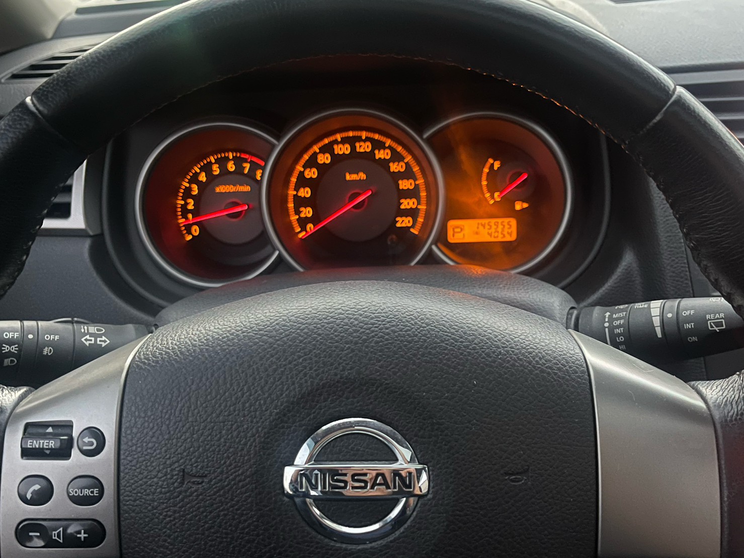 售：日產中古車TIDA頂級IKEY天窗版二手車超優車況超低里程（附查詢錶）歡迎比較！保證滿意～  第8張相片