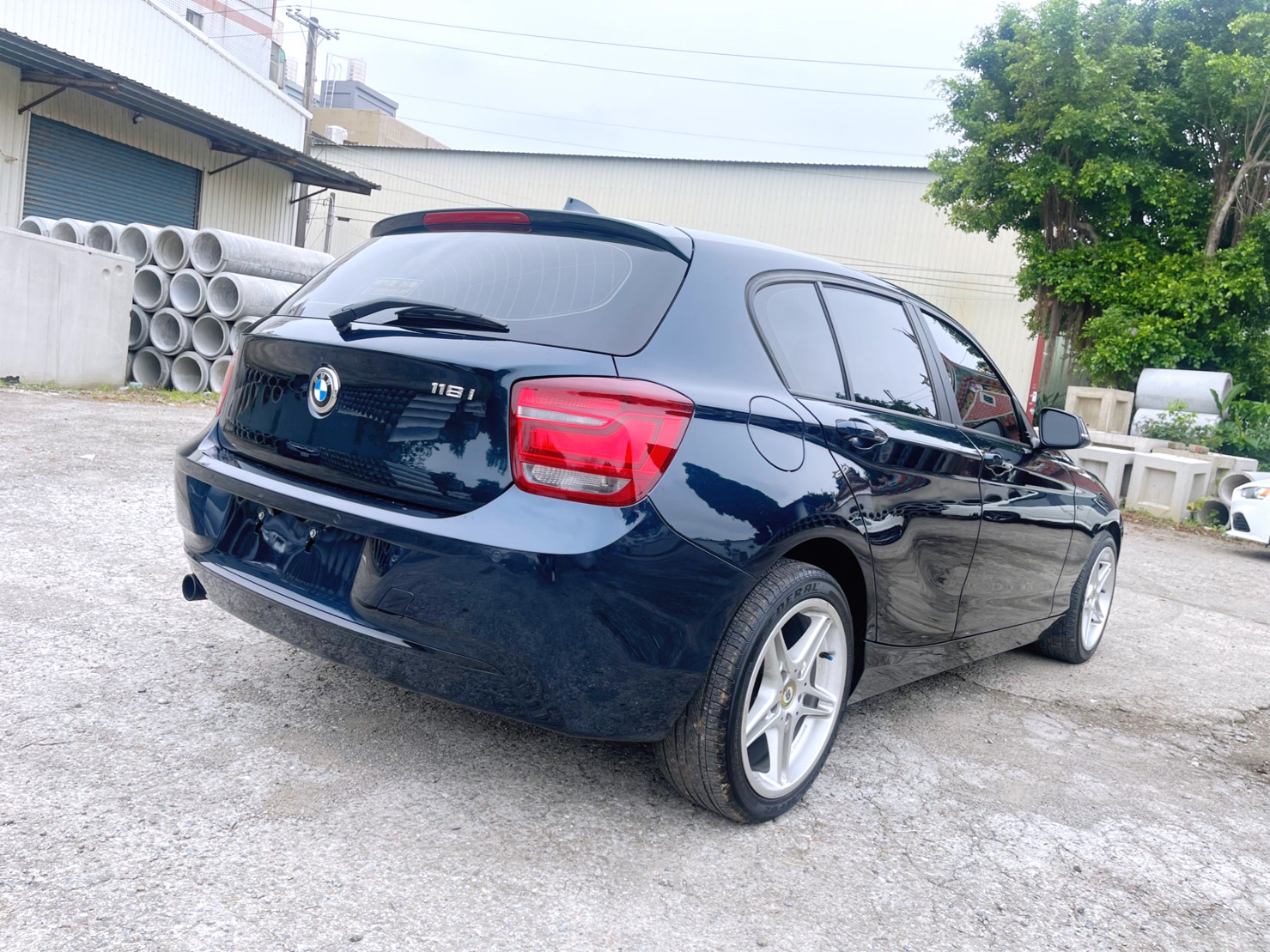 售：BMW 118I F20式列 高貴不貴霸氣典範～時尚小車記錄者 無惡超附查詢查驗記錄！直接預約看車最準！  第4張相片