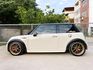 售：MINI迷你COOPER S版 原廠手 前車主改帥不改快 無惡操 精品改裝 買到賺到 里程車況保證全台前3名 限實特惠來電驚喜價！  第5張縮圖