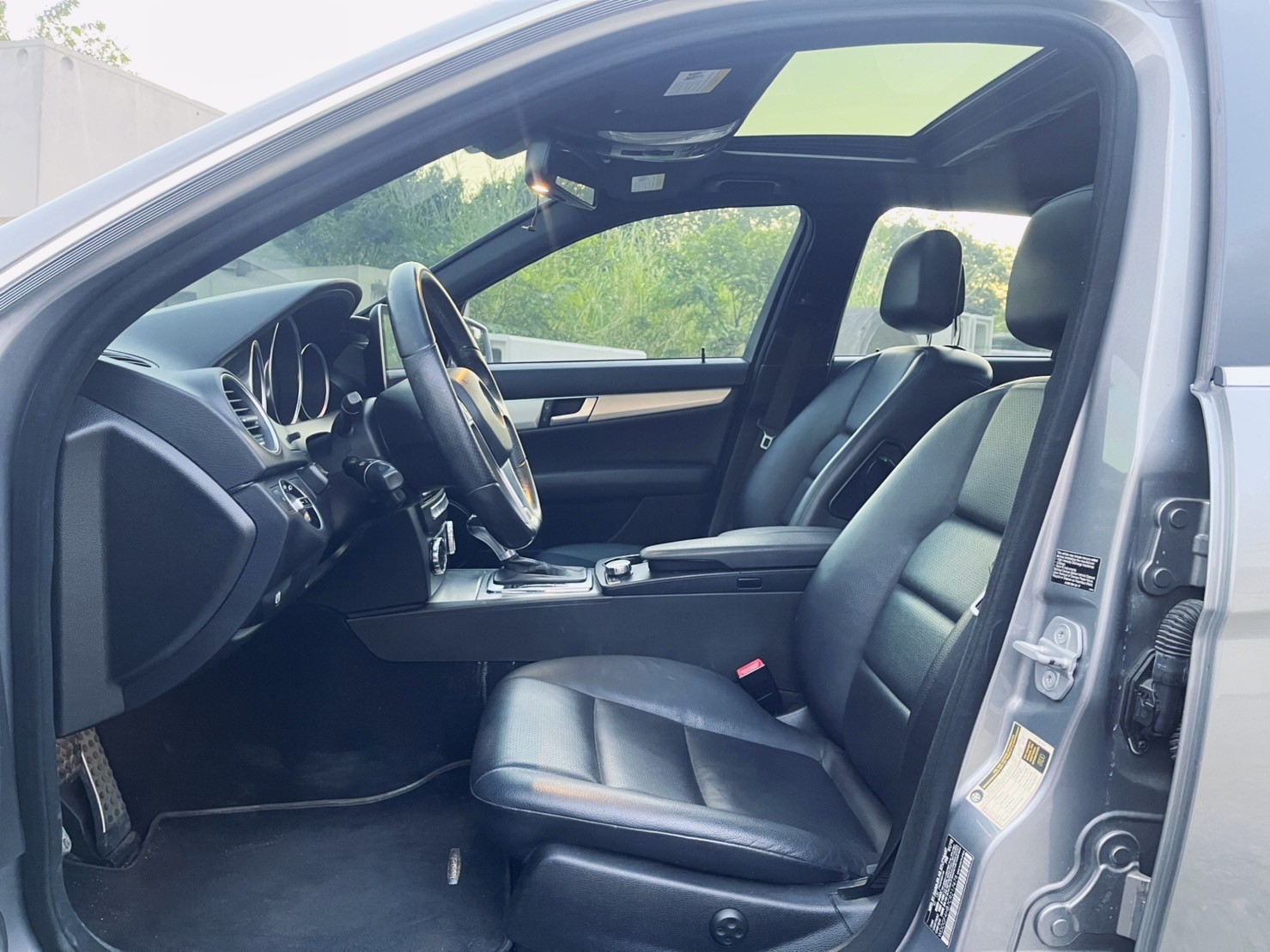 售：完美奢侈BMW320 E90不敗車款 車況超優 挑戰全台車況最優質 正一手漂亮車！  第6張相片