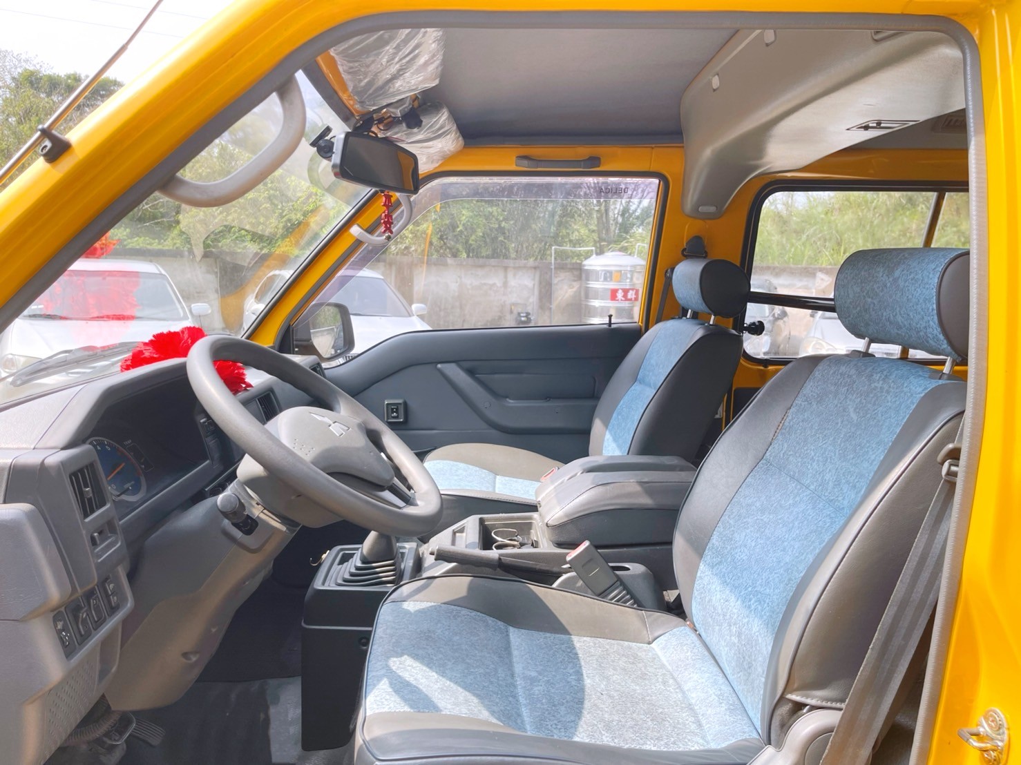 售：三菱 得利卡 DELICA 商用厢車貨車 客貨2用可變更好驗車！全車車況皆以整修完畢-里程保證（有查詢記錄）歡迎預約看車  第7張相片