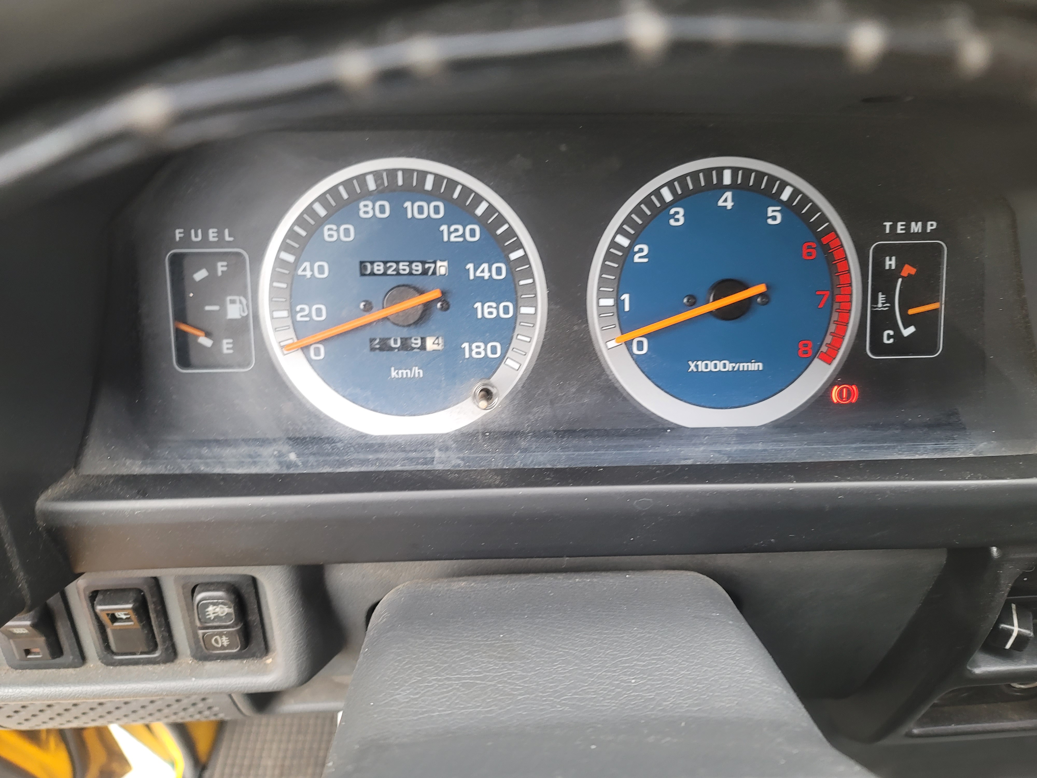 售：三菱 得利卡 DELICA 商用厢車貨車 客貨2用可變更好驗車！全車車況皆以整修完畢-里程保證（有查詢記錄）歡迎預約看車  第8張相片