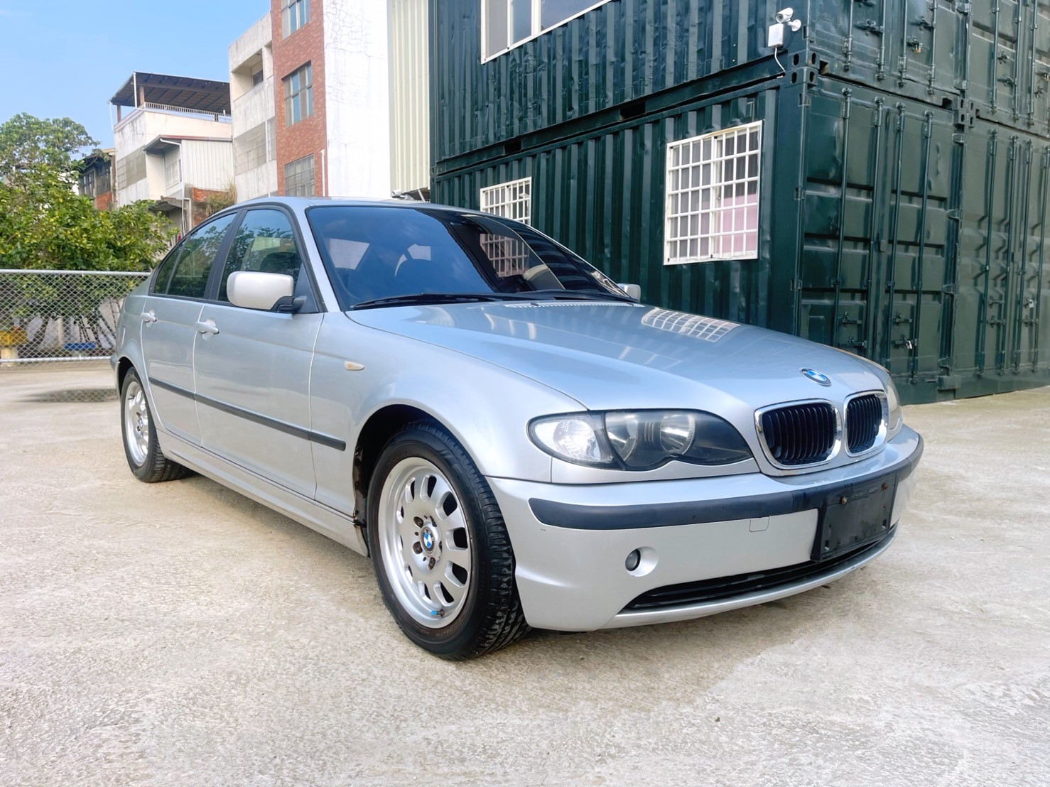 售：完美奢侈BMW E46 318 不敗車款 車況超優 挑戰全台車況最優質 正一手阿伯車！里程保證實跑12萬多（附查詢記錄）  第3張相片