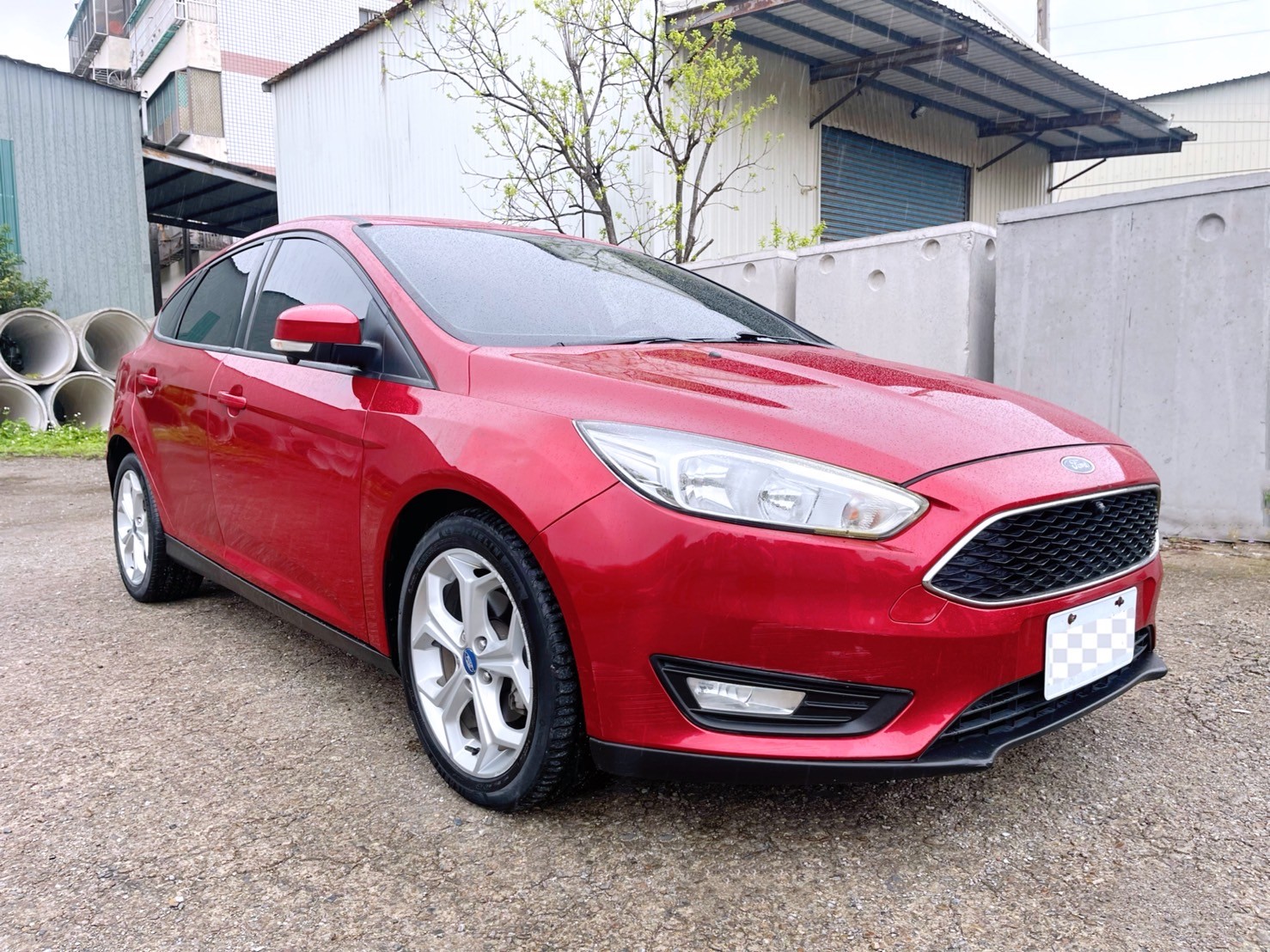 售：FORD 佛可司 FOCUS 馬丁 TDI 正一手漂亮老師車 無改裝 原版件 無待修 錶準 滿配 360環景 歡迎預約看車！  第3張相片