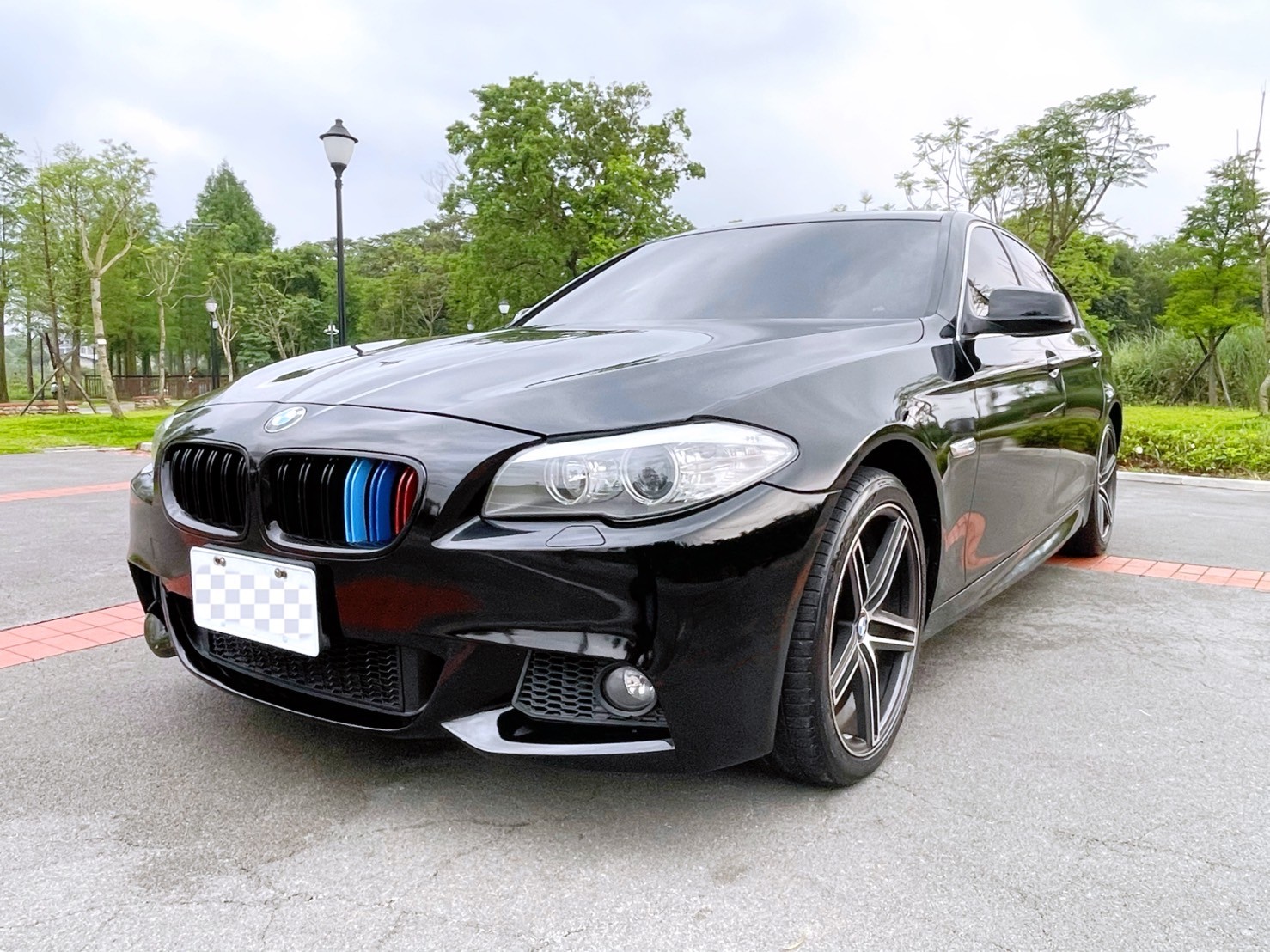 ：BMW F10 528 同級車最高妥善率 新車價320現在只要1.1折即刻擁有 只要滿18歲 信用不良 小白皆可辦理 約付4999起！歡迎來店 比車況 比優惠 比價值 肯定讓您暫便宜！  第1張相片