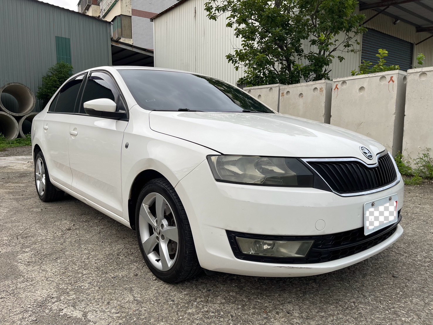 售：SKODA司可達 RAPID 1.4TSI 鋼砲房車 保證車況保證里程 保證合約價值 歡迎來店預約看車 量身打造專屬您的買車方案 保證讓您滿意 月付3999起   第3張相片