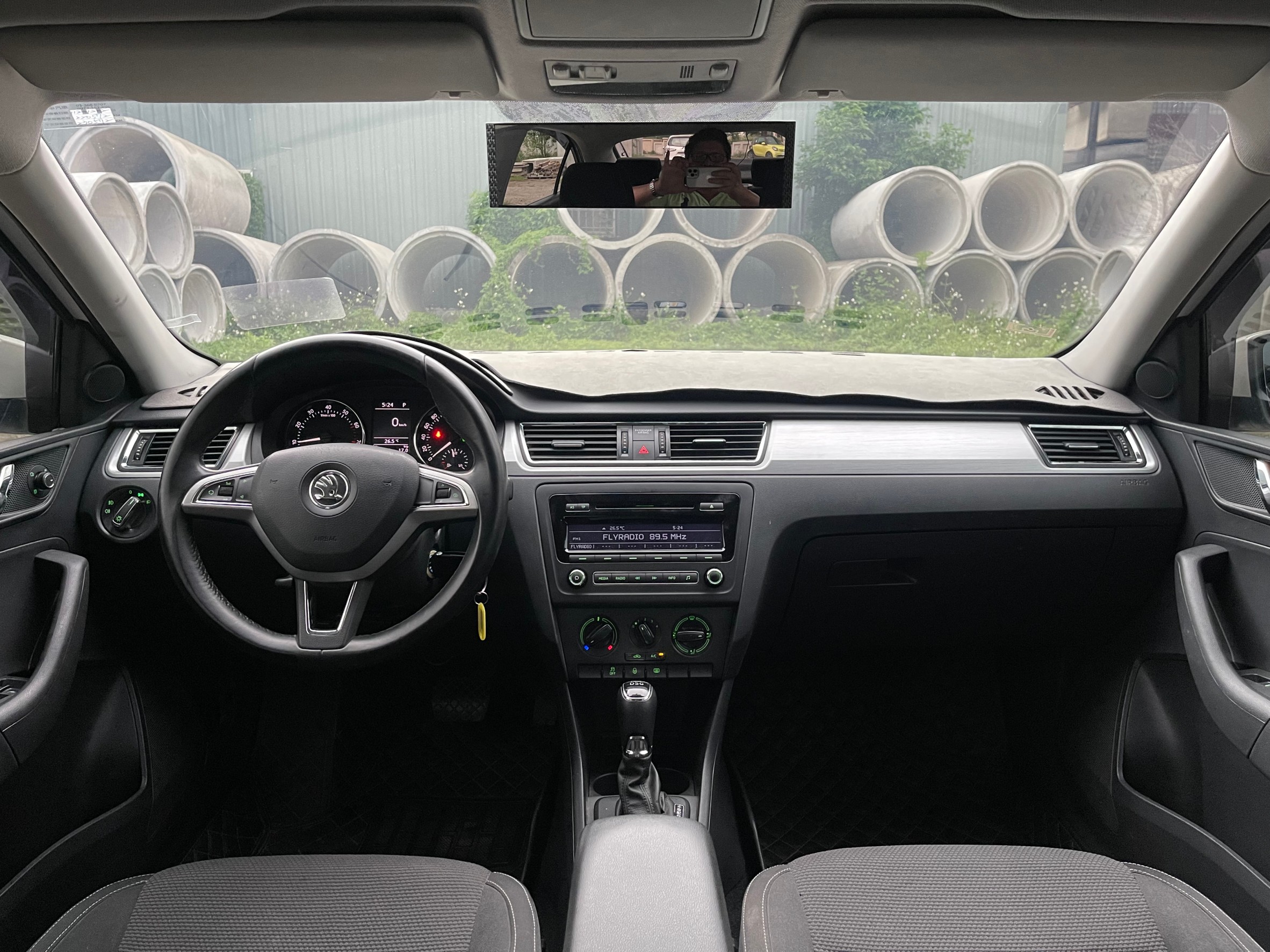 售：SKODA司可達 RAPID 1.4TSI 鋼砲房車 保證車況保證里程 保證合約價值 歡迎來店預約看車 量身打造專屬您的買車方案 保證讓您滿意 月付3999起   第8張相片