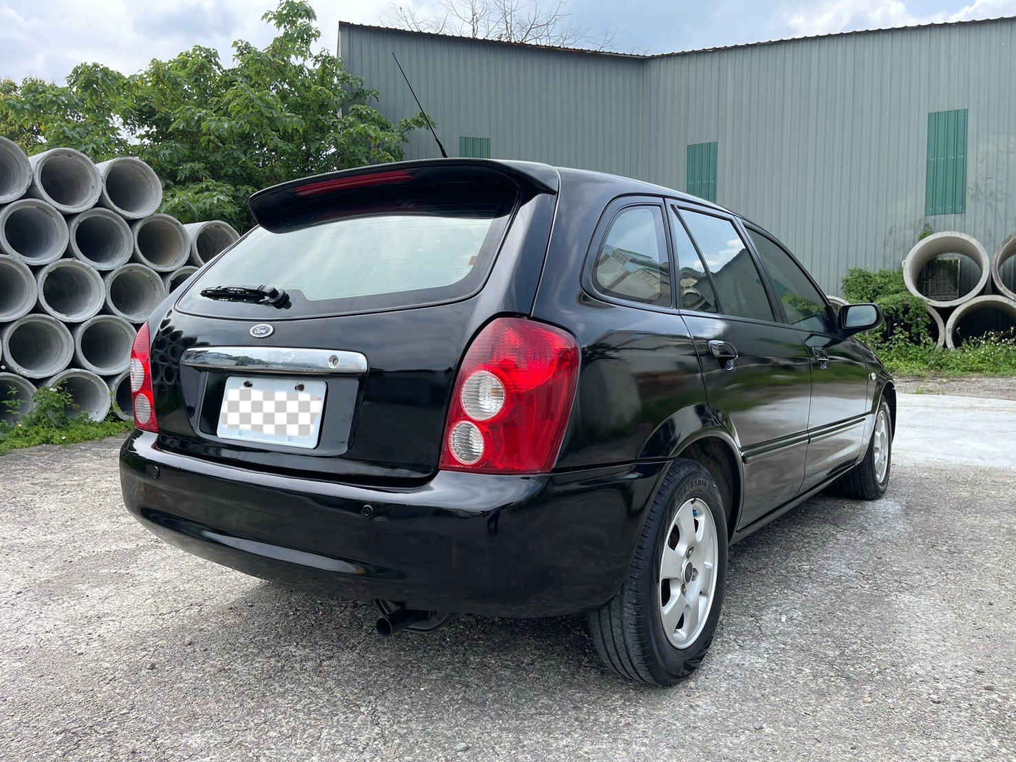 售：FORD ACTIVA LIFE 高CP旅行車 5門掀背房車 正一手退休阿公用車 無改裝 原版件 無待修 正跑16萬錶準 憑雙證件來直接辦理貸款不看信用 不看記錄 有工作即可 歡迎預約看車！  第3張相片