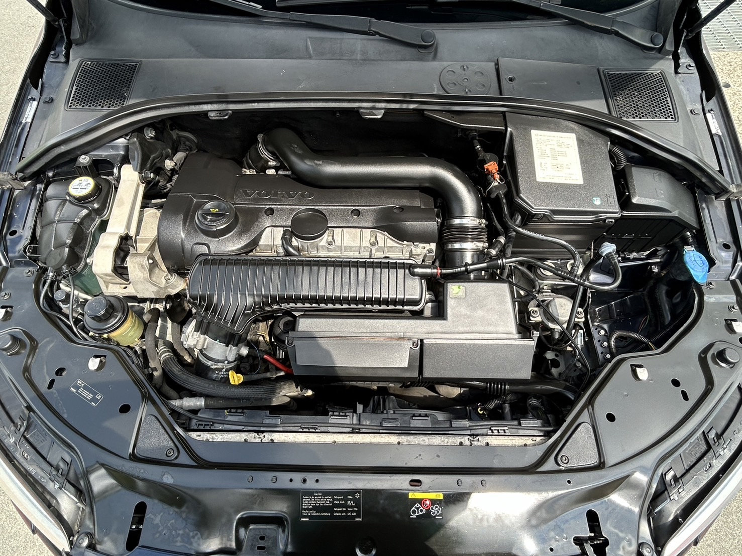 售:富豪VOLVO S80 T5渦輪增壓車！耐撞安全係數同款他牌第一！保證車況第一  第7張相片