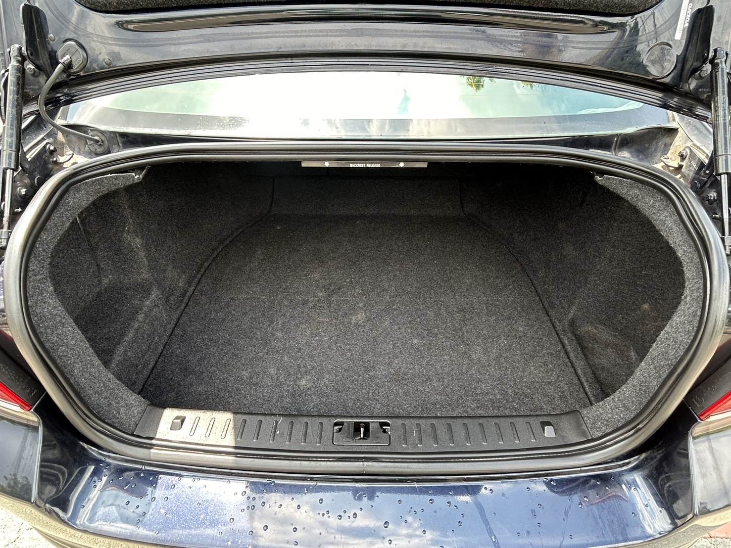 售:富豪VOLVO S80 T5渦輪增壓車！耐撞安全係數同款他牌第一！保證車況第一  第8張相片