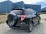 售：豐田TOYOTA RAV4 2.4頂級款！好爸爸休旅車 全車出遊好辛福 行李空間保證夠！歡迎預約看車！  第4張縮圖