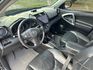 售：豐田TOYOTA RAV4 2.4頂級款！好爸爸休旅車 全車出遊好辛福 行李空間保證夠！歡迎預約看車！  第6張縮圖