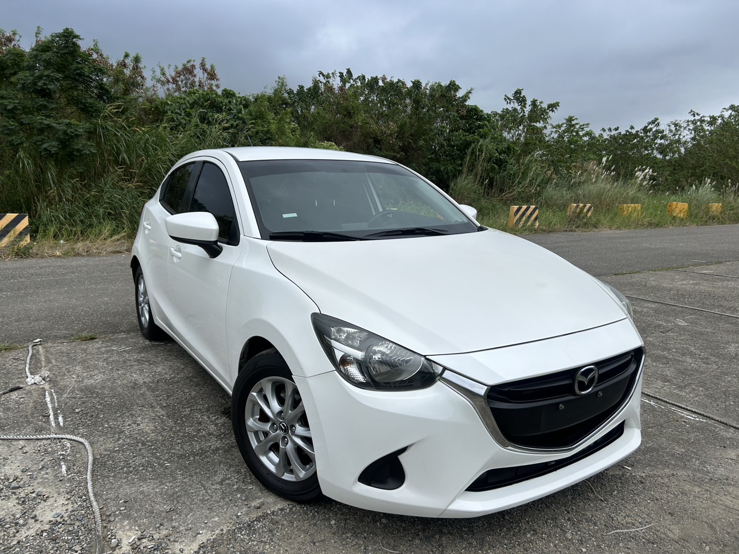 售：馬自達MAZDA混動馬2 正1500cc排量 小而輕巧車身設計 小資南女最愛！正跑10萬公里 附HAA+HOT雙認證！歡迎預算看車或車換車更優惠！  第4張相片