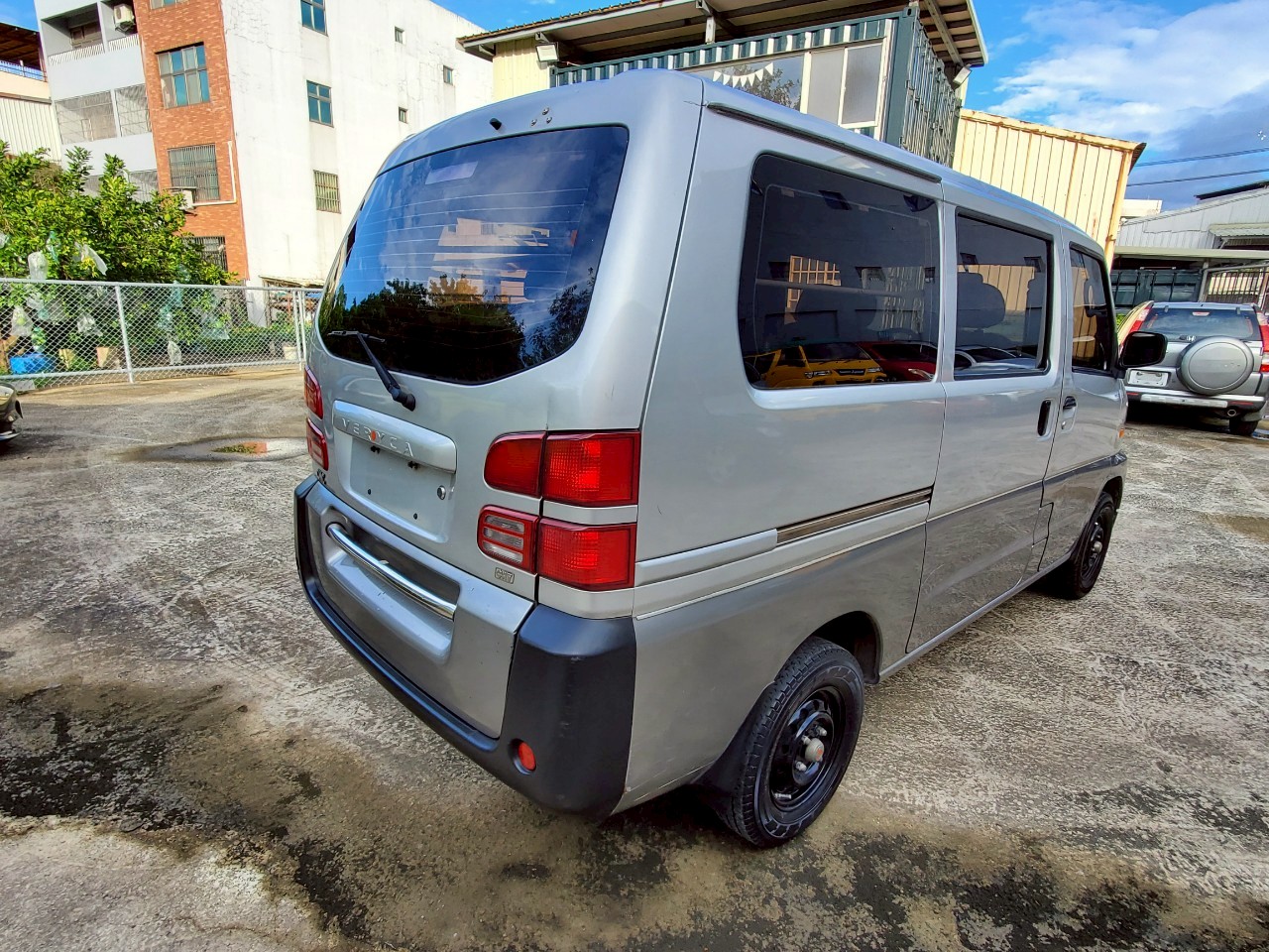 售：中華三菱-菱利-自排廂車 正跑10萬準（附查詢記錄）挑戰同款車況第一！  第4張相片