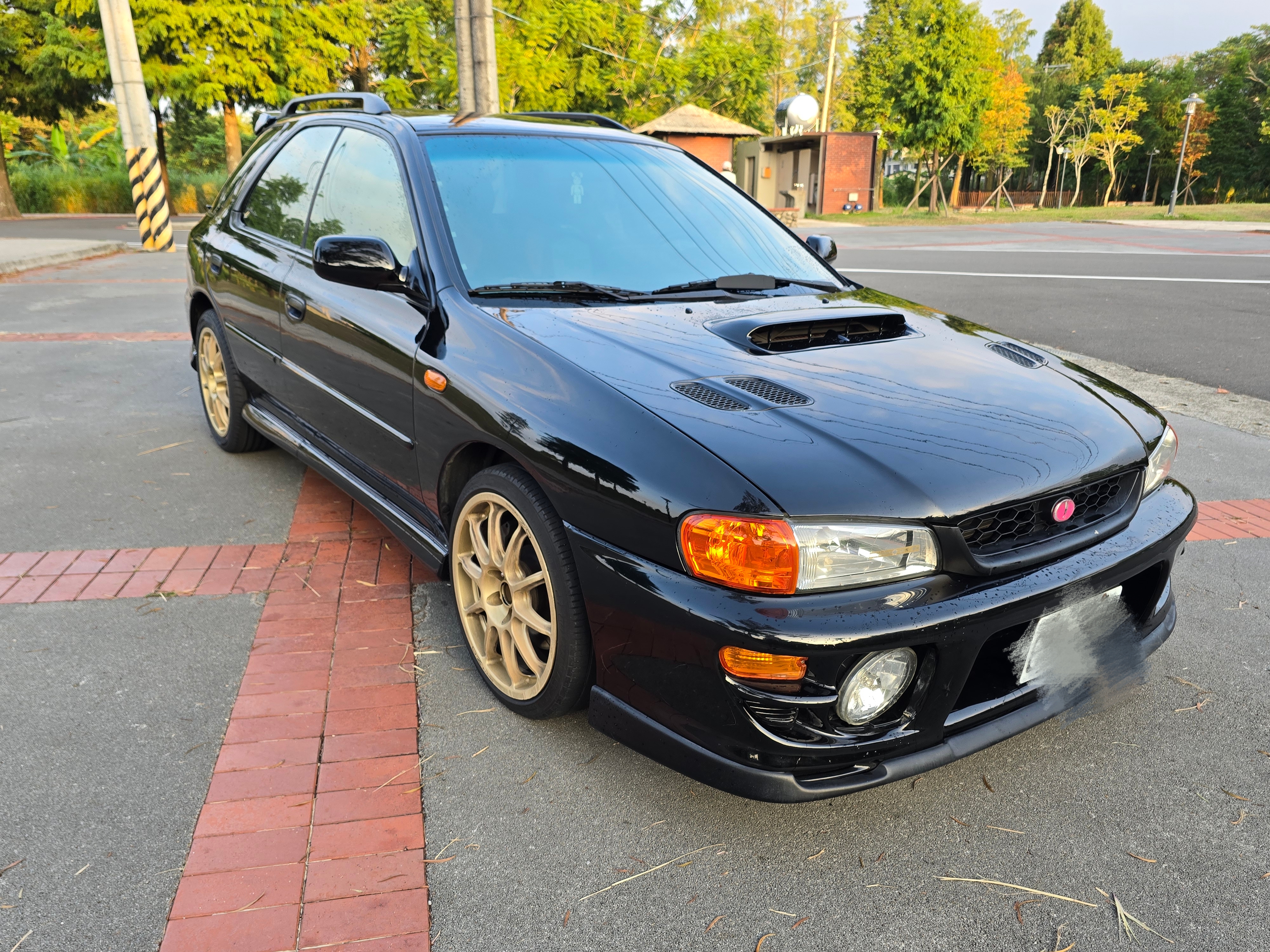 售：SUBARU速巴陸 GF8手排渦輪精品車 正跑17萬 原版件 無惡改亂超！歡迎看車  第3張相片