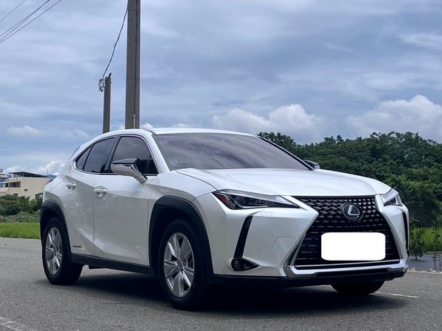 LEXUS凌志 UX250H  第3張相片