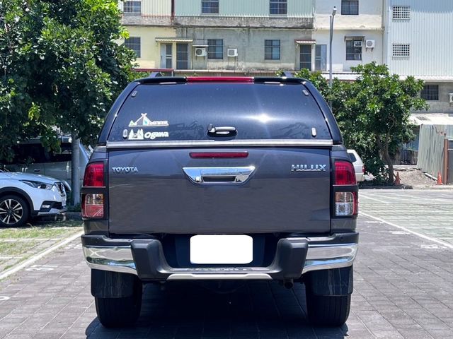 TOYOTA豐田 HILUX  第6張相片