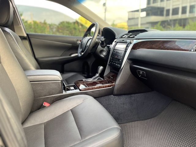 TOYOTA豐田 CAMRY  第8張相片