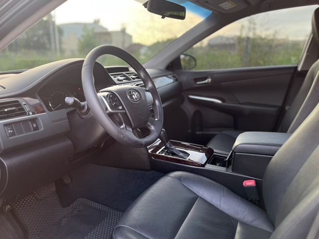 TOYOTA豐田 CAMRY  第9張相片