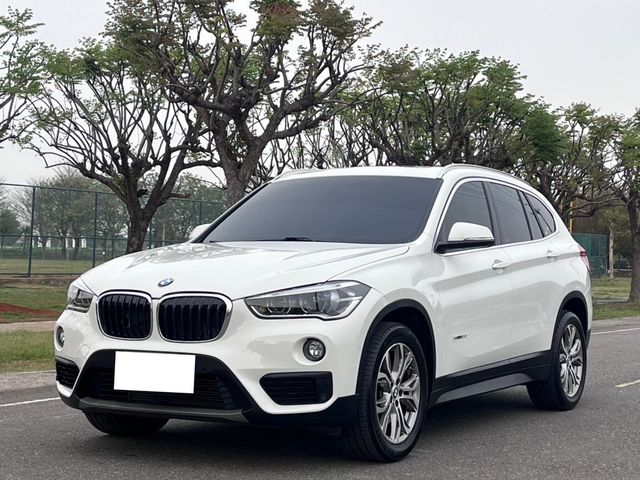 BMW寶馬 X1  第1張相片
