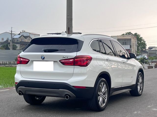 BMW寶馬 X1  第2張相片