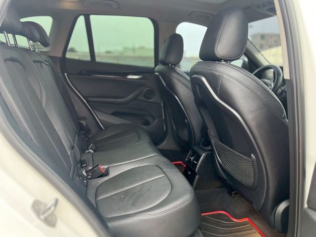 BMW寶馬 X1  第11張相片