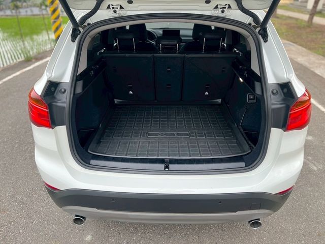 BMW寶馬 X1  第15張相片