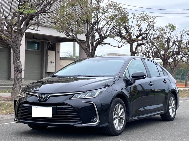 TOYOTA豐田 ALTIS  第1張相片