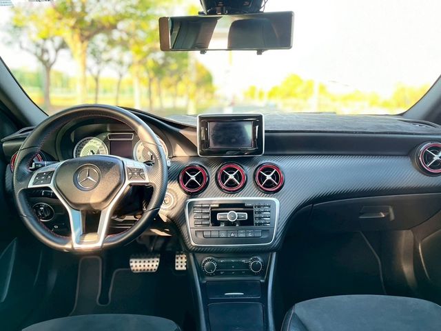 M-BENZ賓士 A250  第7張相片