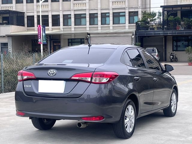 TOYOTA豐田 VIOS  第2張相片