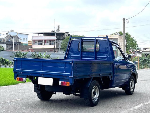 TOYOTA豐田 ZACE SURF  第2張相片