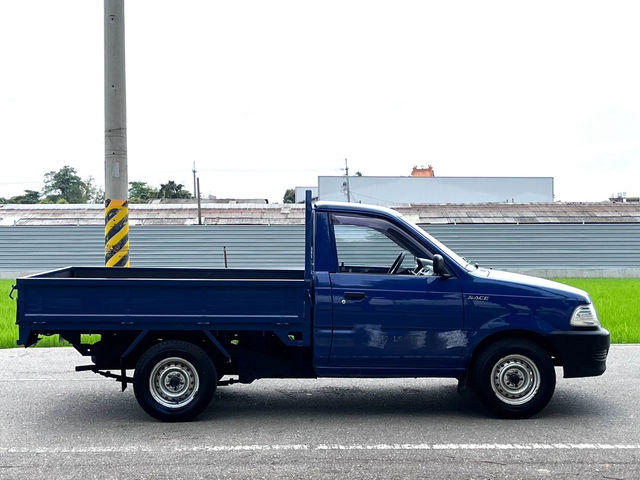 TOYOTA豐田 ZACE SURF  第4張相片