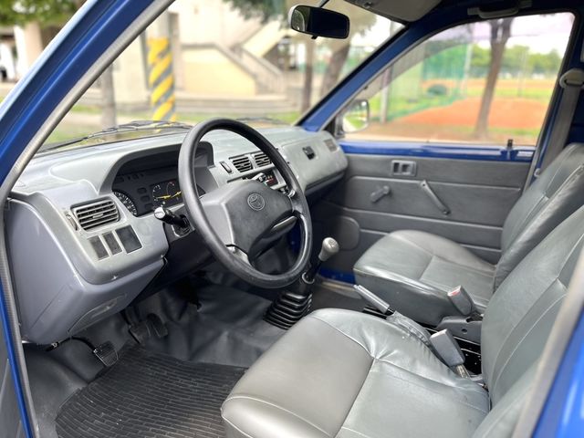 TOYOTA豐田 ZACE SURF  第8張相片