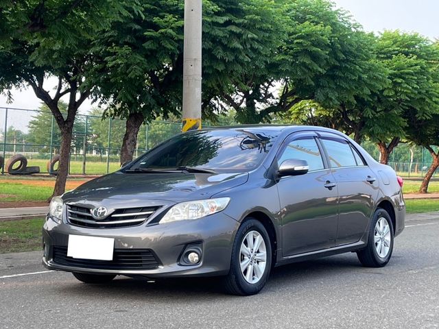 TOYOTA豐田 ALTIS  第1張相片