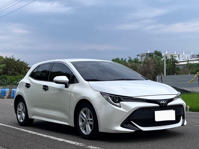 TOYOTA豐田 AURIS  第3張相片