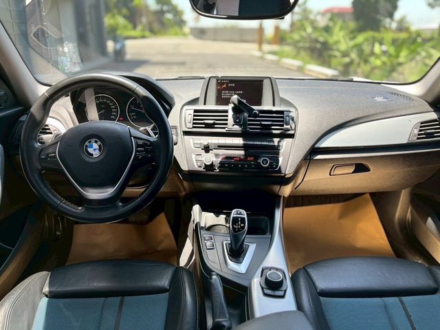 BMW寶馬 120D  第7張相片