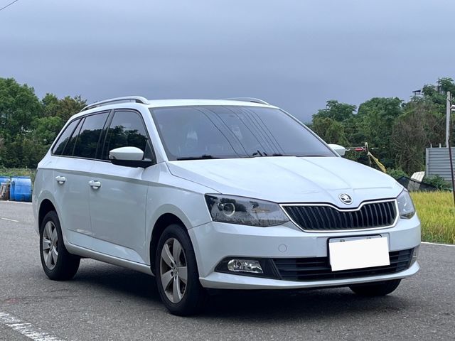 SKODA司科達 FABIA COMBI  第6張相片