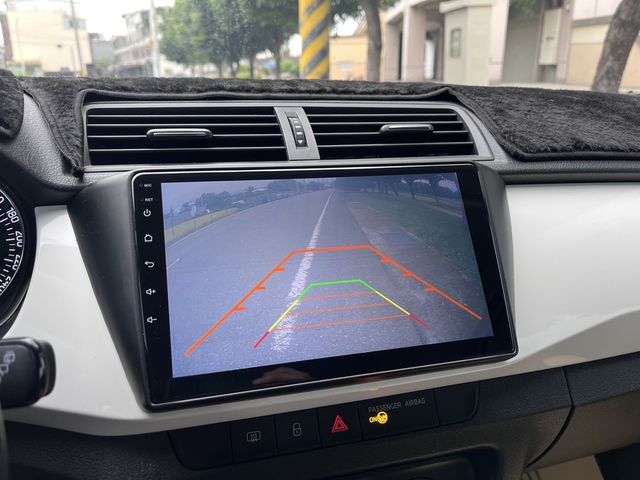 SKODA司科達 FABIA COMBI  第9張相片