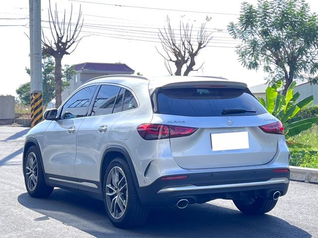 M-BENZ賓士 GLA35 AMG  第4張相片