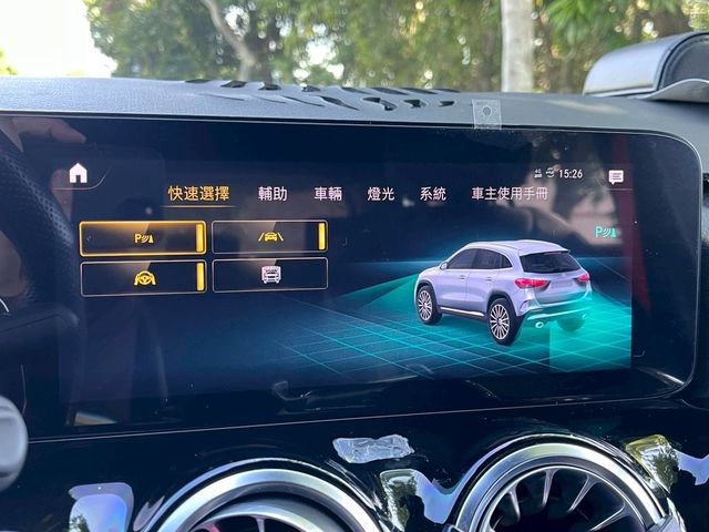 M-BENZ賓士 GLA35 AMG  第17張相片
