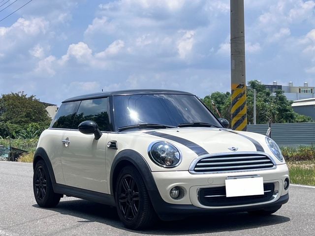 MINI迷你 COOPER  第3張相片