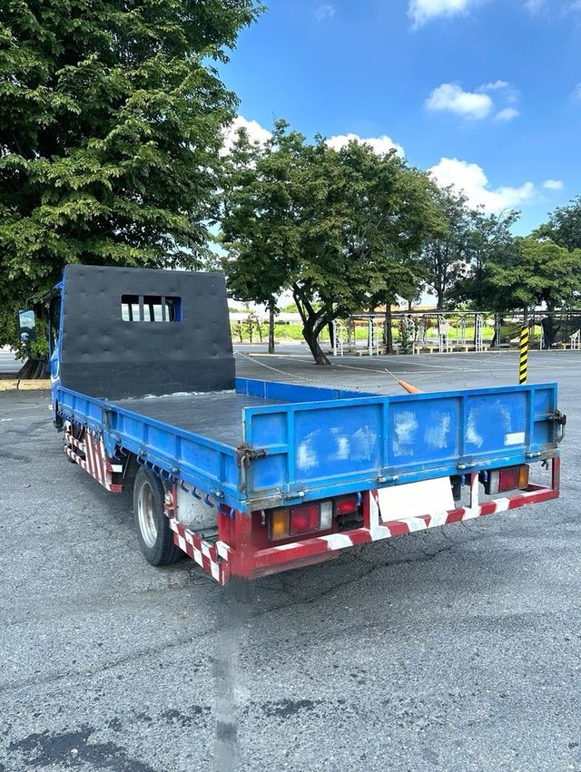 ISUZU五十鈴 ELF  第4張相片
