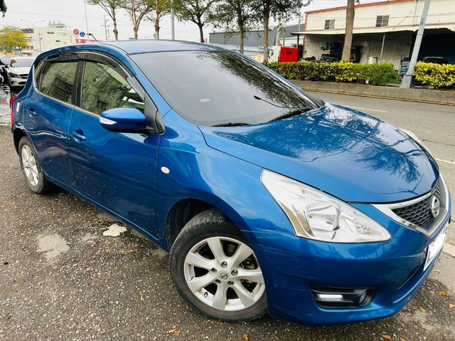 NISSAN日產 TIIDA  第2張相片