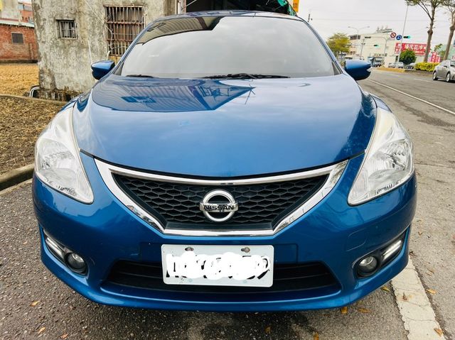 NISSAN日產 TIIDA  第3張相片
